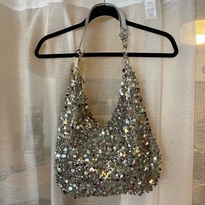 ~SALE~ GLITTERY SEQUINS PURSE SILVER UNIQUE